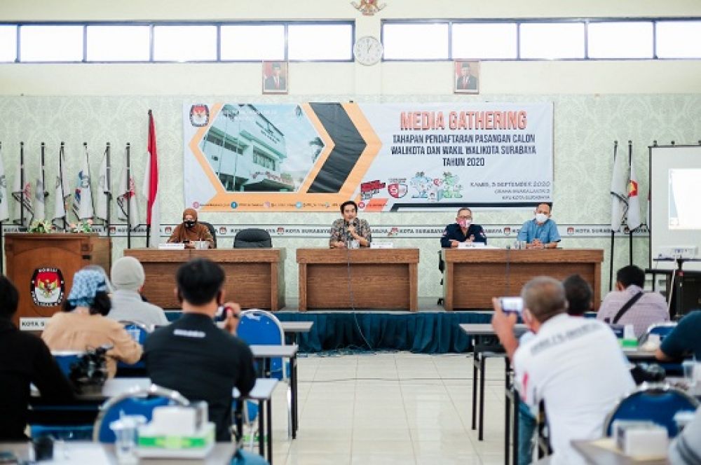 Acara media gatering tahapan pendaftaran pasangan calon Wali Kota Dan Wakil Wali Kota Surabaya.SP/ALQ
