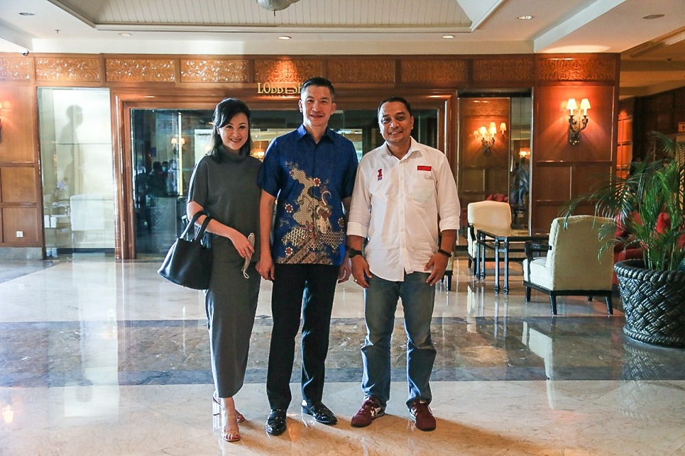 
Eri Cahyadi bertemu dengan Pdt Philip Mantofa .SP/Byta Indrawati.