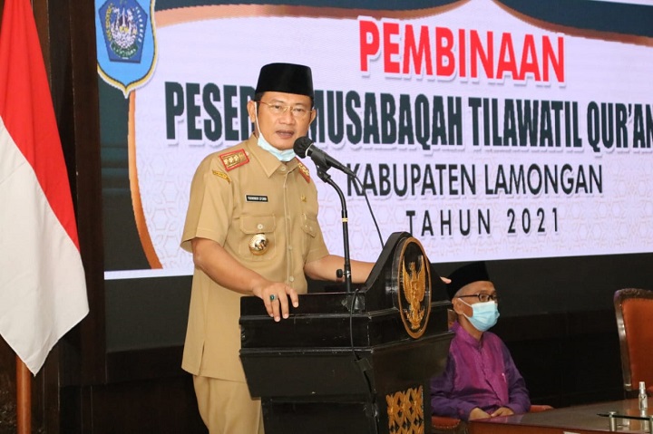 Bupati Yuhronur Efendi saat membuka pembinaan kafilah di Pendopo.SP/MUHAJIRIN KASRUN