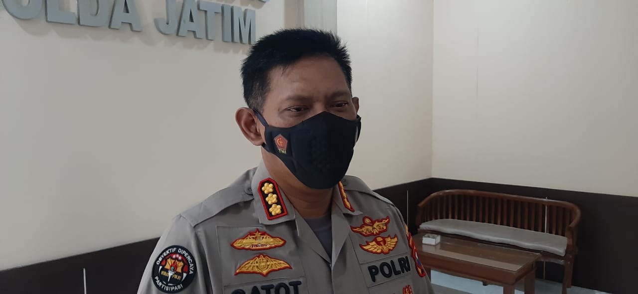 Kabid Humas Polda Jatim Kombes Pol Gatot Repli Handoko saat di Humas Polda Jatim, Kamis (8/7/2021)