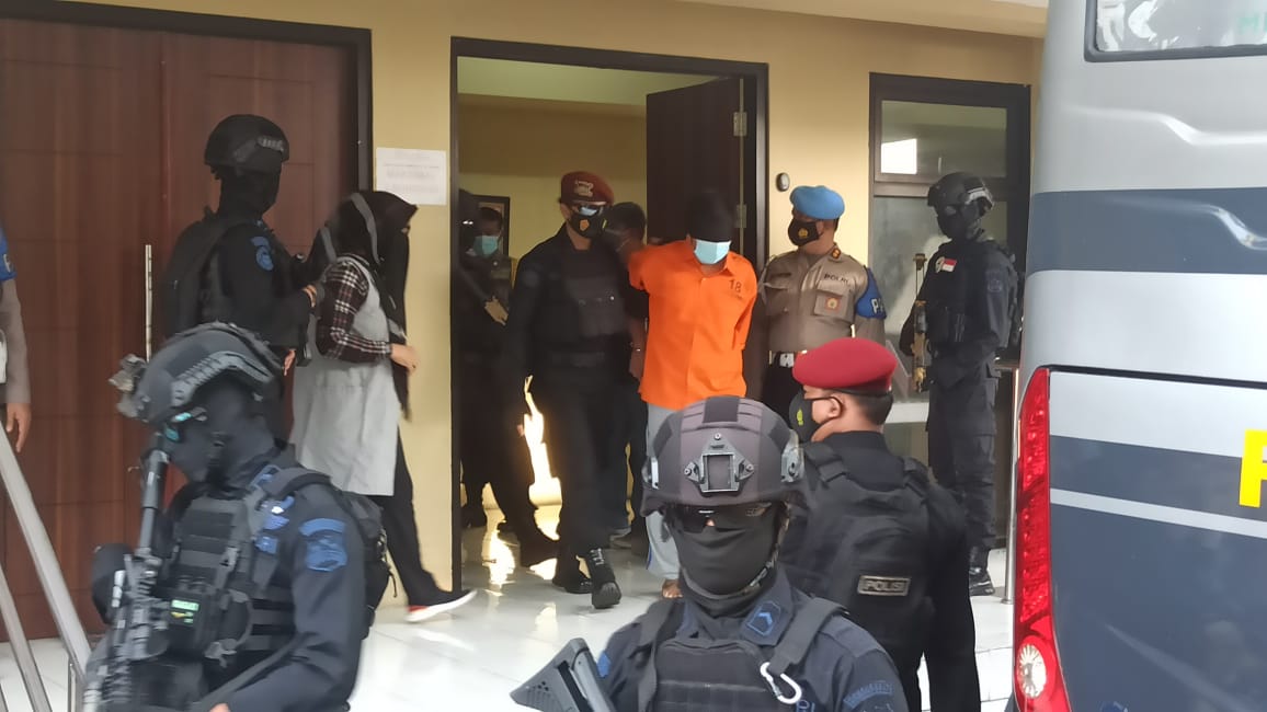 Kelompok Jama'ah Islamiyah Diikat Dengan Muahadah Atau Janji Setia
Kamis (18/3/2021)