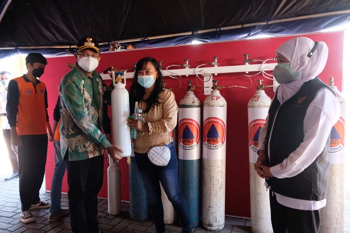 Depo Oksigen yang terletak di halaman samping Kantor UPT PPD Sidoarjo yang diresmikan secara langsung oleh Gubernur Khofifah, Senin (19/7/2021). SP/SUGENG