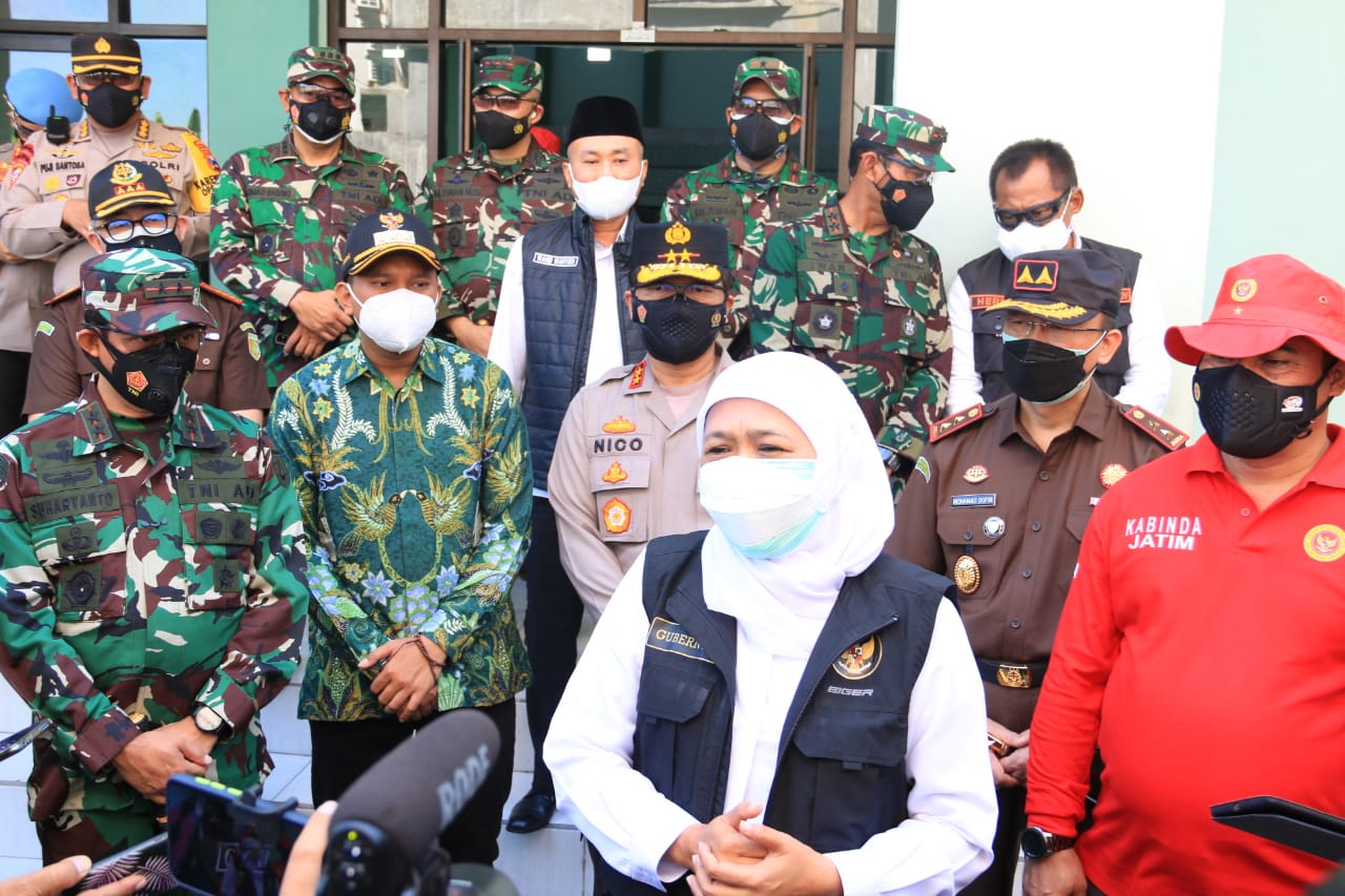 Gubernur Jatim Khofifah Indar Parawansa berharap herd Immunity tercapai saat Agustus akan datang, Minggu (25/7/2021)