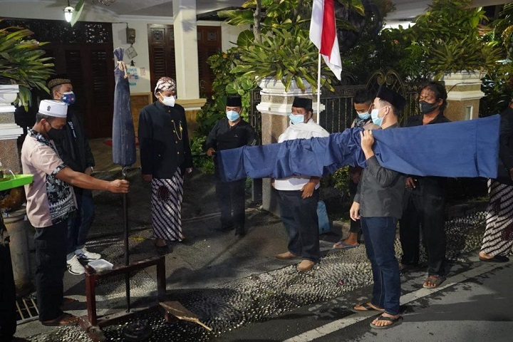 Wali Kota Madiun H.Maidi saat Upacara pemberangkatan Kirab Pusaka.