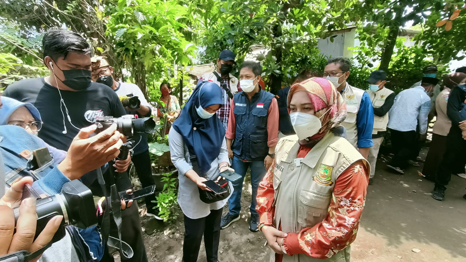 Wali Kota Mojokerto, Ika Puspitasari saat wawancara dengan media. SP/Dwi AS