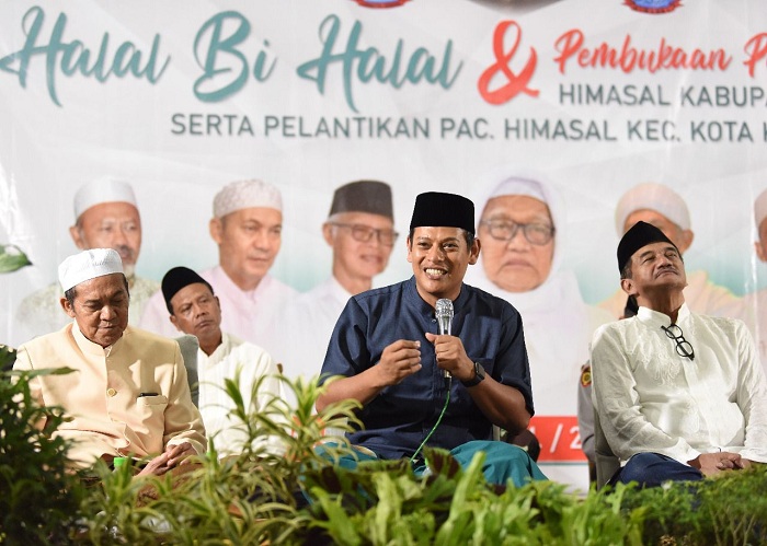 Wali Kota Kediri Abdullah Abu Bakar mengajak Himpunan Alumni Santri Pondok Pesantren Lirboyo (Himasal) untuk turut mengisi pembangunan di Kota Kediri