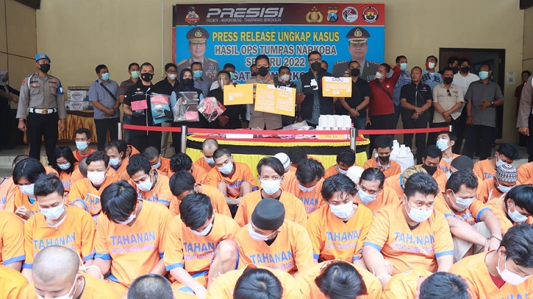 Press Release Ungkap Kasus Narkoba di Mapolresta Sidoarjo, Selasa (13/9/2022). Foto: SP/Sugeng Purnomo