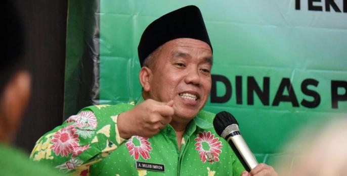 Wabup Mujib Imron saat sosialisasi Perbup no 105 tahun 2019.