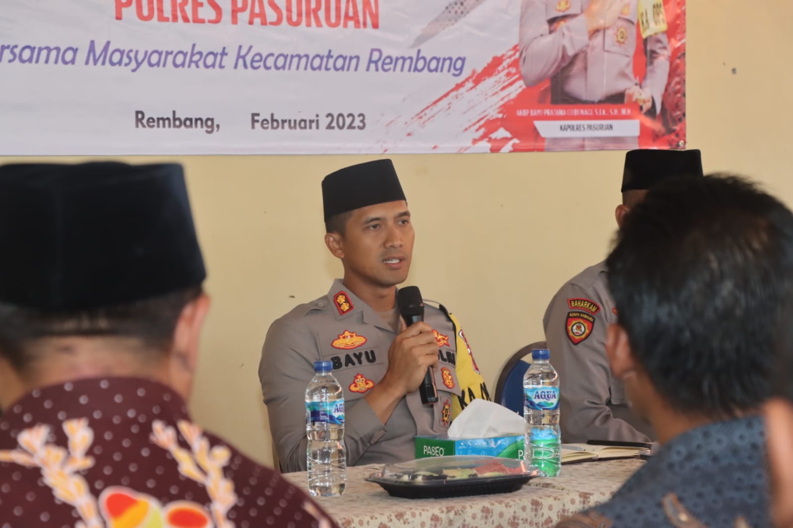 Program Jum'at Curhat di Balai Desa Rembang, Kecamatan Rembang, Kabupaten Pasuruan, Jum'at (10/2/2023).