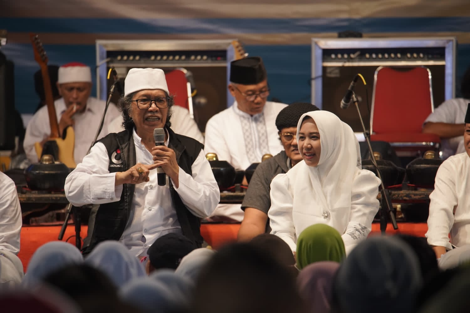 PERINGATAN ISRA MIRAJ. Pemkot Mojokerto menghadirkan Emha Ainun Nadjib pada peringatan Isra Mikraj 2023.
