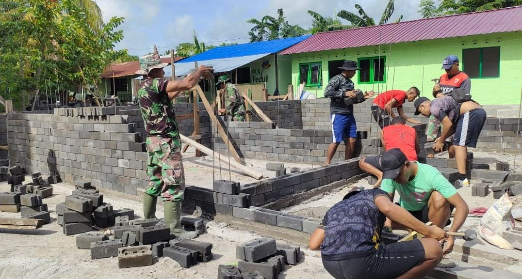 FABA diolah menjadi batako dan dimanfaatkan untuk membangun rumah bagi Prajurit TNI di Maumere, Nusa Tenggara Timur.