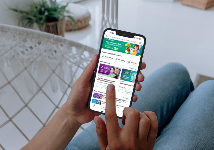 Era social commerce menjadi peluang bagi pegiat usaha di Indonesia, termasuk UMKM lokal, salah satunya dengan menggunakan Tokopedia Affiliate, Selasa (18/07/2023). SP/ Tokopedia