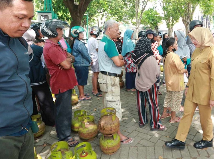 Lpg bersubsidi 3 kg di Banyuwangi mulai langka. SP/ BNY