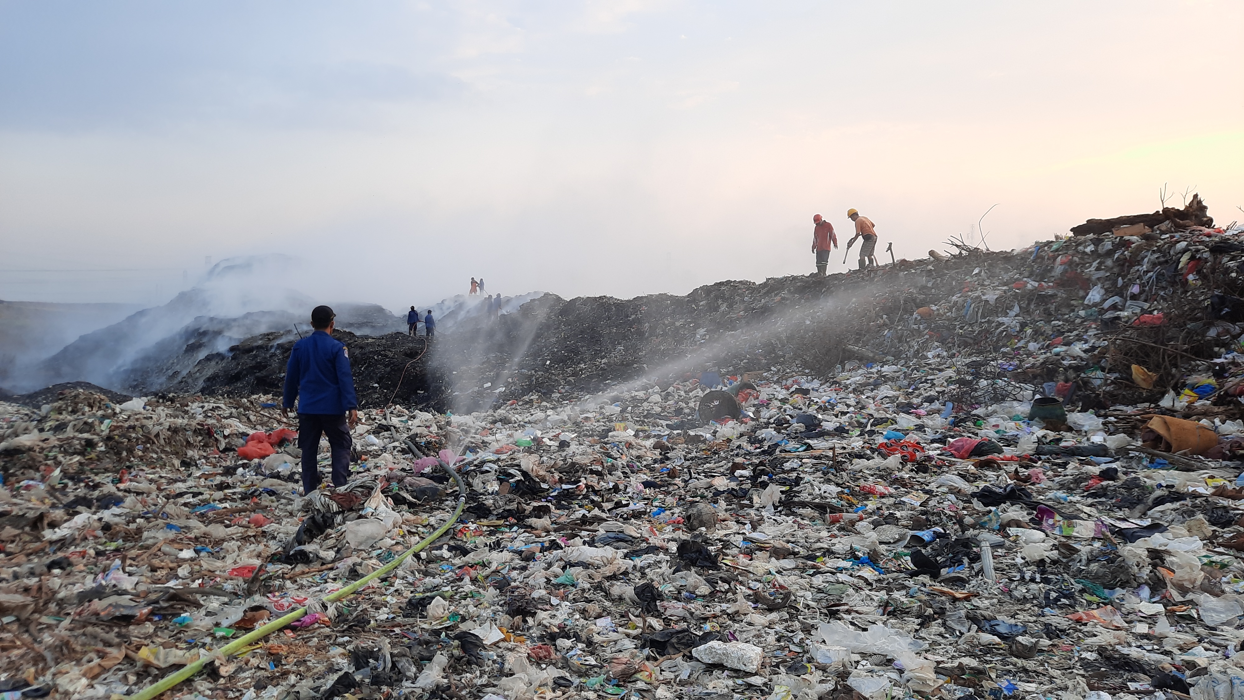 Kondisi TPA Randegan usai kebaka