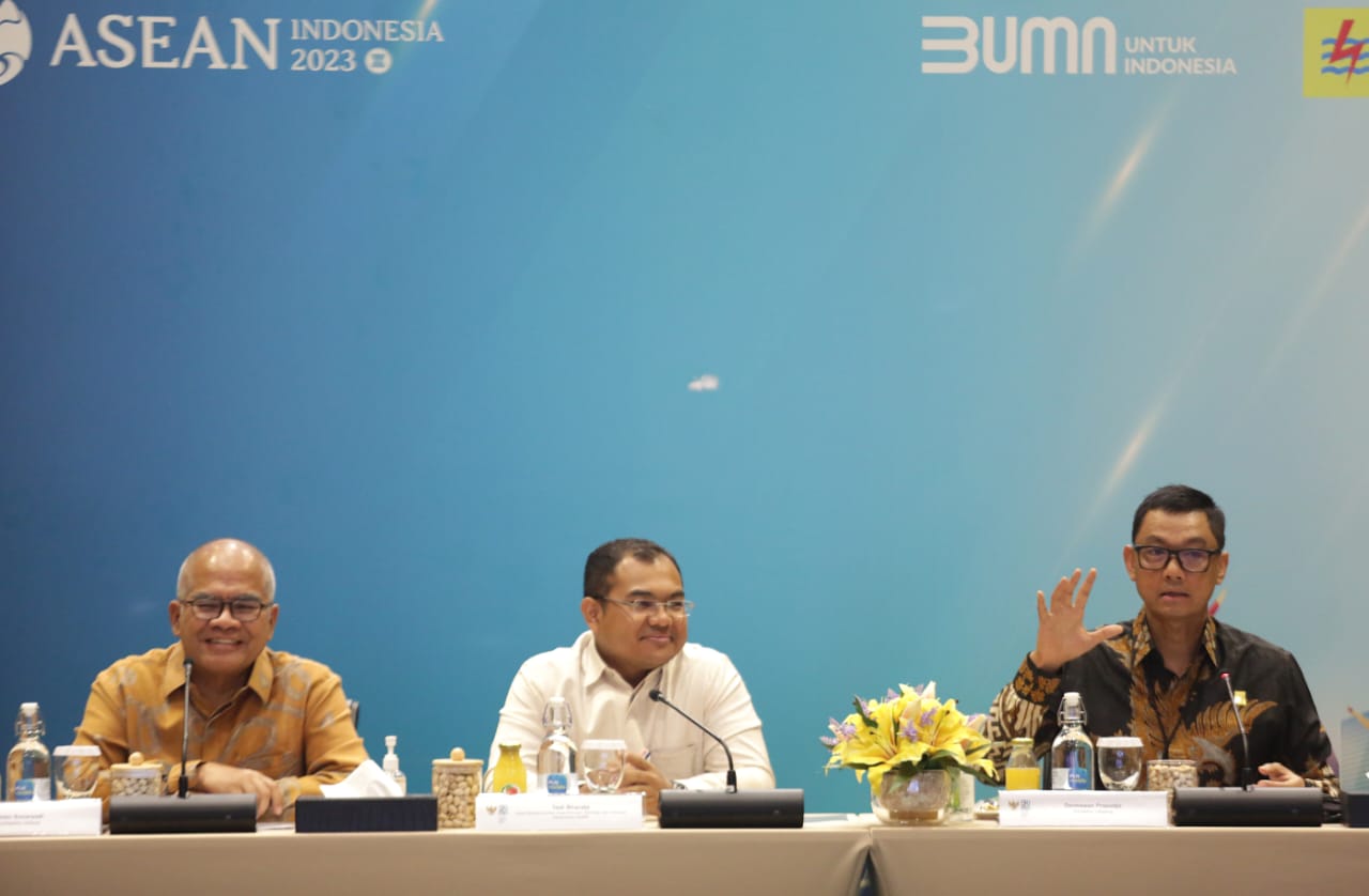 Direktur Utama PLN Darmawan Prasodjo saat menghadiri Rapat Umum Pemegang Saham (RUPS) PLN pada Rabu (20/9/2023). Foto/Humas PLN
