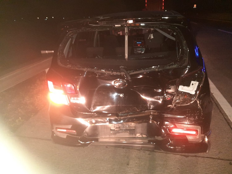 Mobil Anggota DPRD Jombang Rochmat Abidin usai alami kecelakaan di tol Jomo, Rabu (22/11/2023). SP/ Sarep