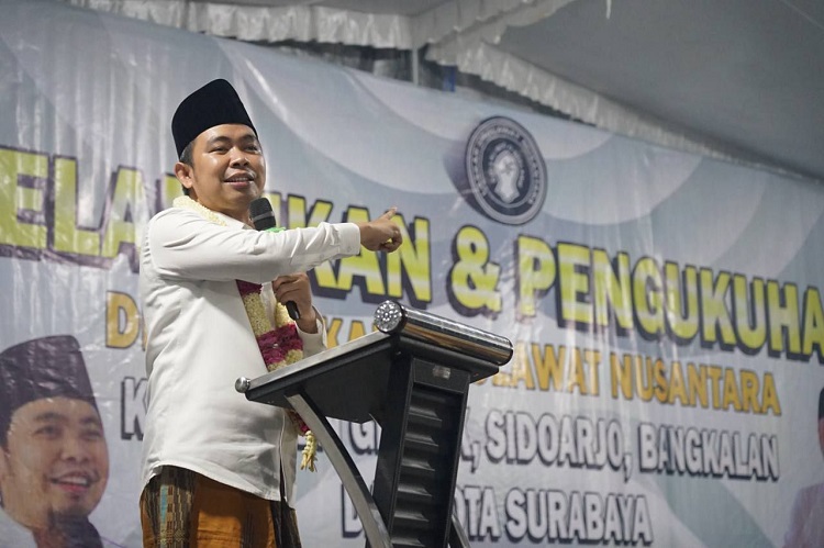 Presiden Laskar Sholawat Nusantara (LSN) Gus Fawait ajak seluruh masyarakat berpolitik santun dan gembira. SP/ RIKO