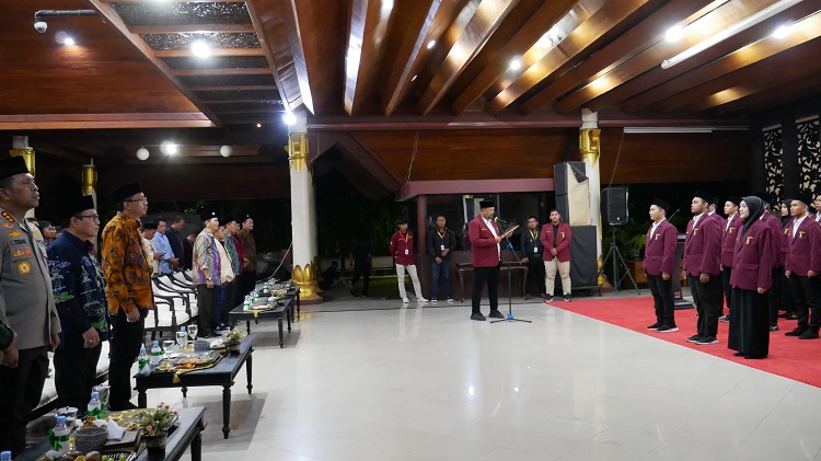 Bupati Sidoarjo Ahmad Muhdlor Ali saat menghadiri acara Pelantikan Pimpinan Cabang Ikatan Mahasiswa Muhammadiyah (IMM) di Pendopo Delta Wibawa, Sabtu (13/01/2024). SP/ HIKMAH