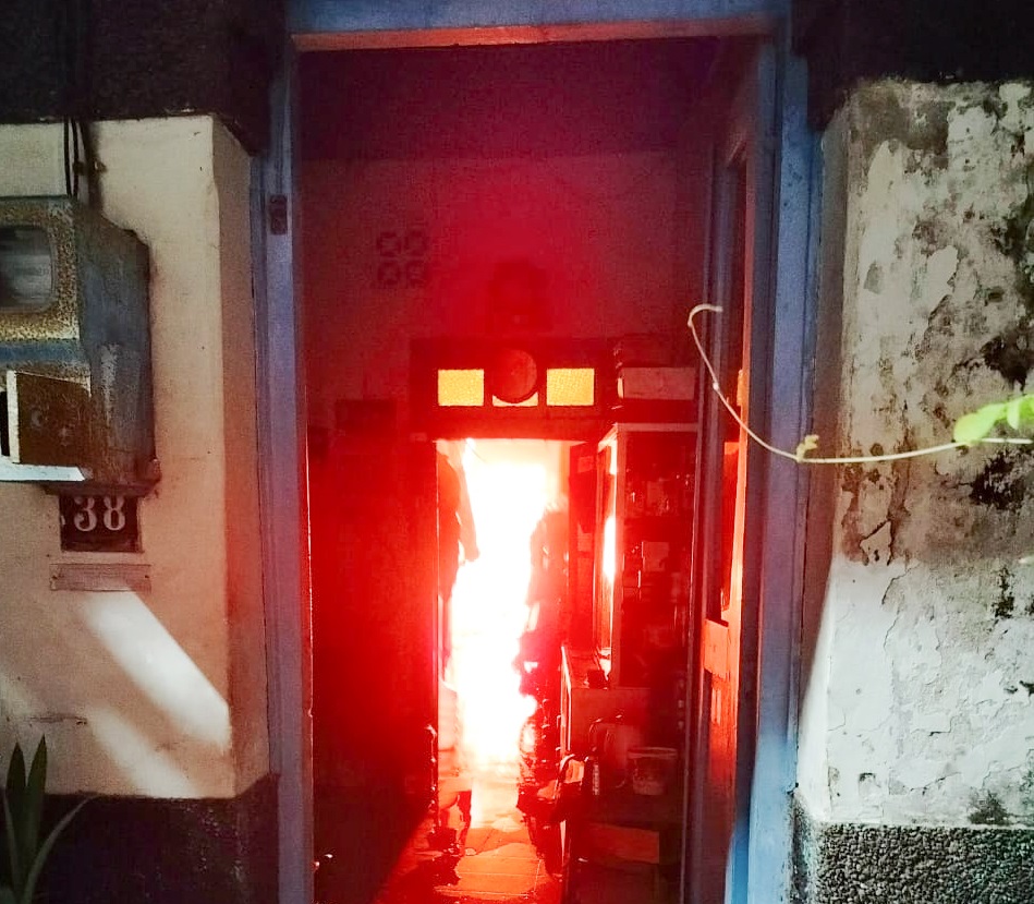 Rumah di Undaan Kulon yang terbakar pada Sabtu (7/1/2023). SP/Ariandi.