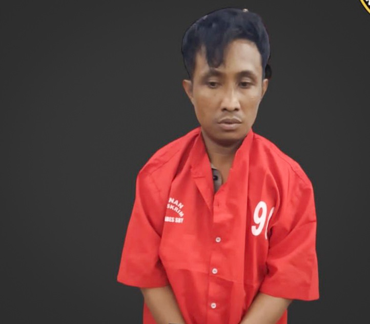 YR, saat diamankan polisi. SP/Ariandi