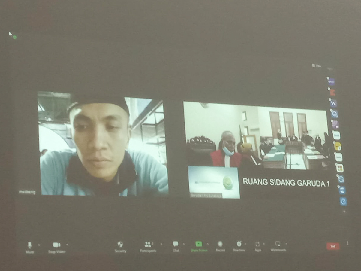 Sidang kasus penyalahgunaan sabu yang digelar di Ruang Garuda PN Surabaya, Selasa (24/1/2023). SP/Ariandi.