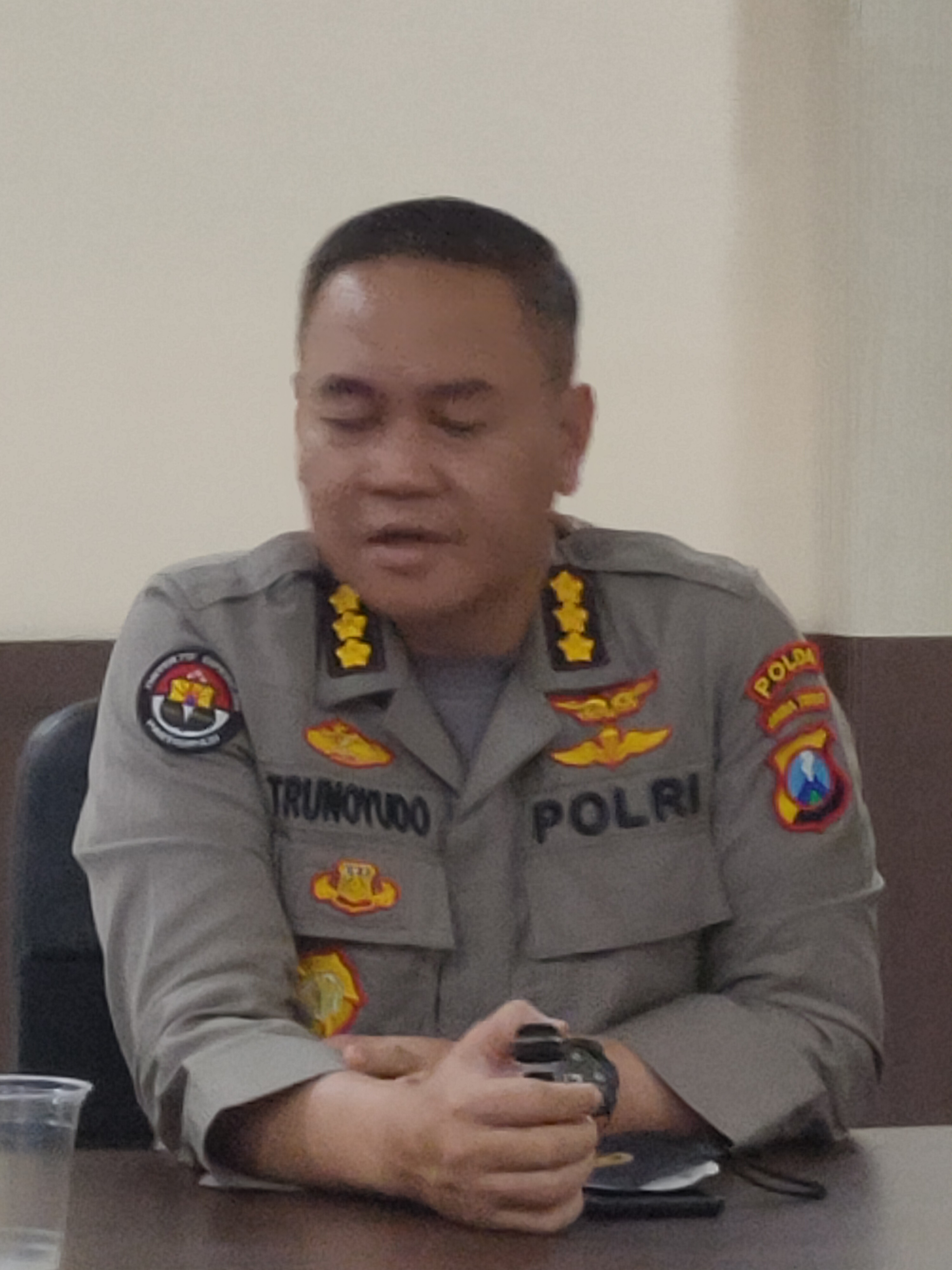 Polisi selidiki kasus massa yang datangi rumah ibu Mahfud MD di Pamekasan Rabu (2/12/2020)