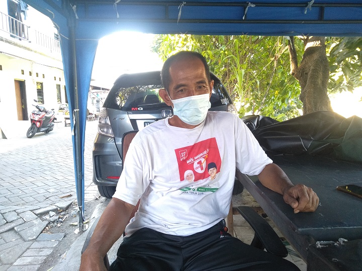 Imalik selaku ketua Rukun Warga (RW) IV Kelurahan Darmo saat dikonfirmasi awak media. SP/Lady Yuvinda