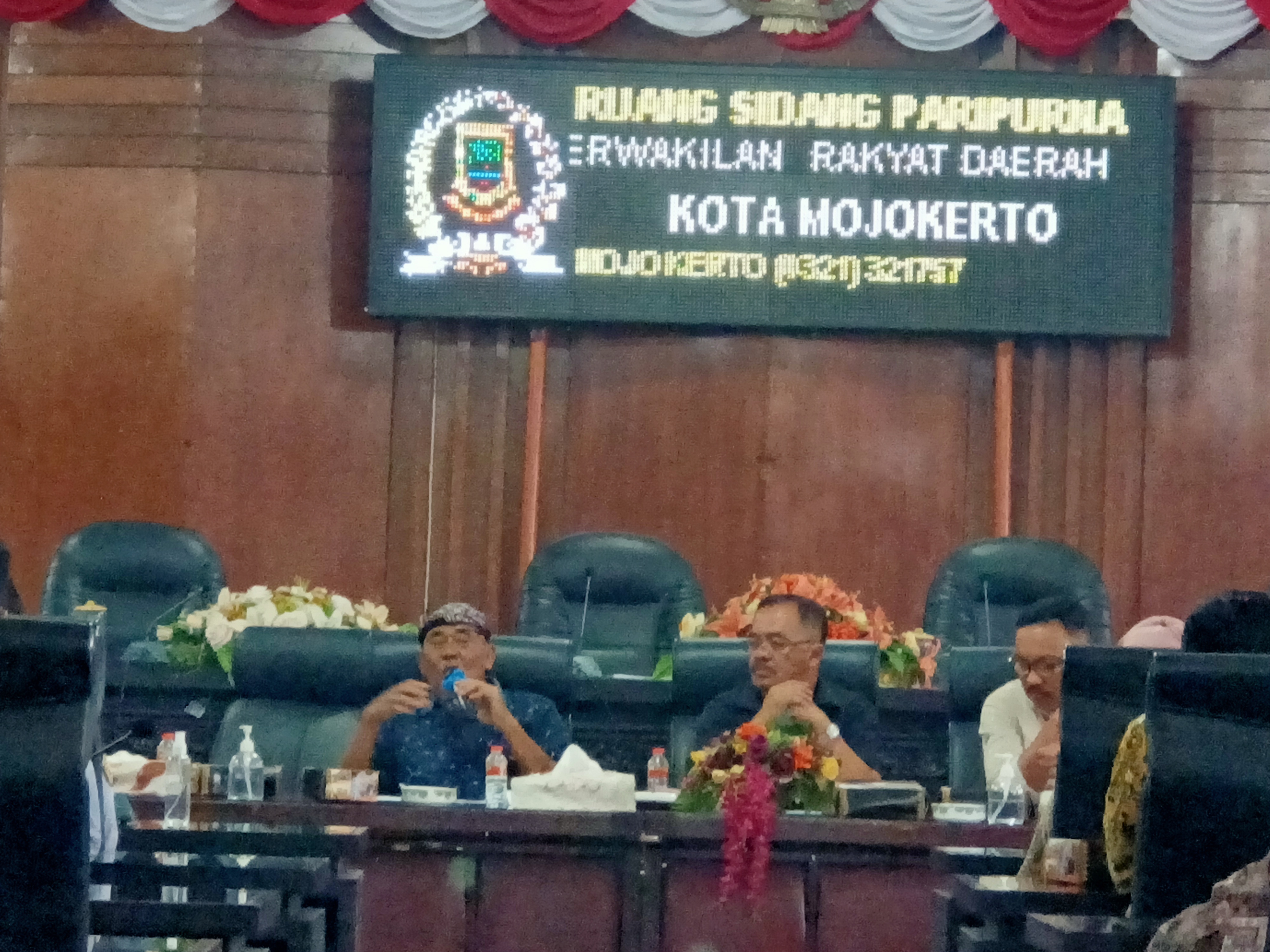 RDP terkait relokasi pedagang tumpah pasar tanjung anyar
