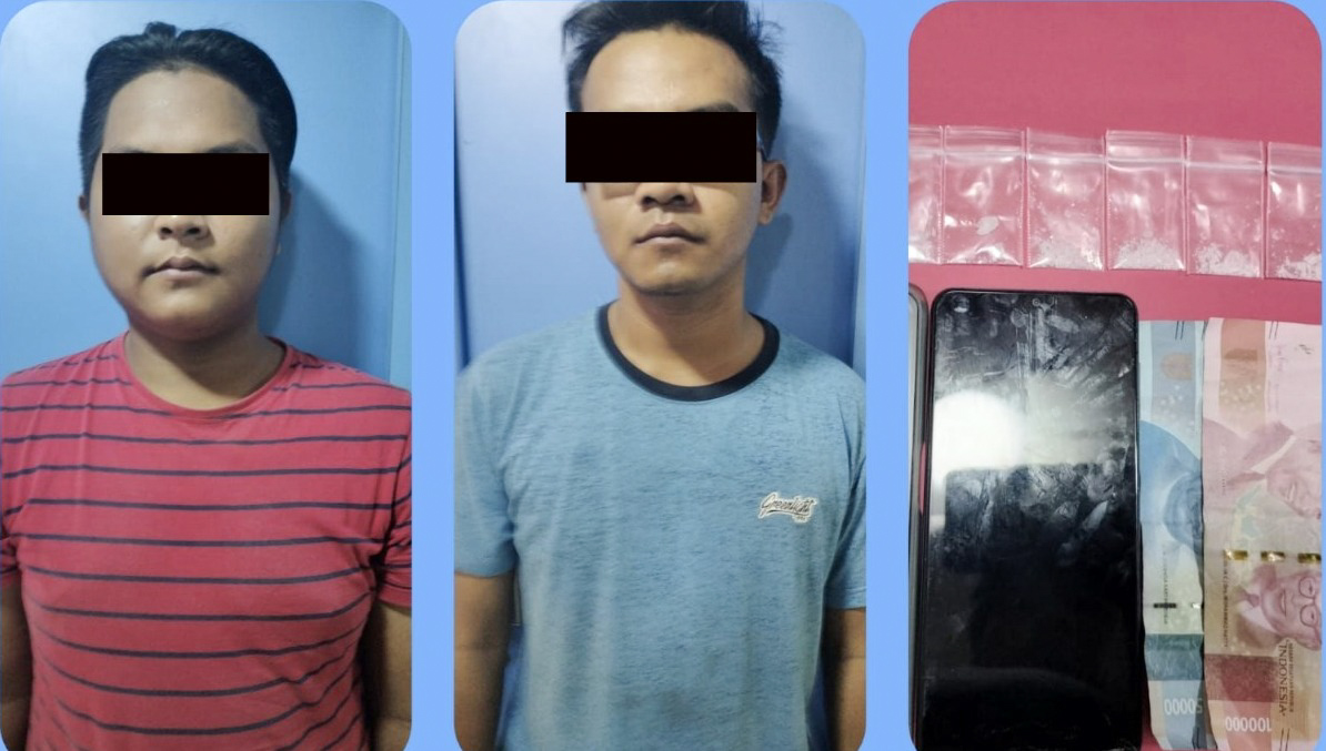 Kedua tersangka dan barang bukti yang berhasil diamankan oleh polisi.