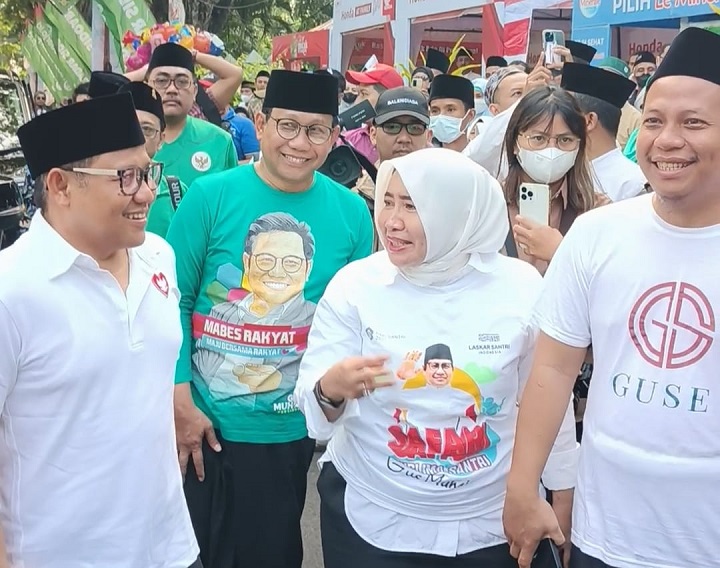 Hj Anik Maslachah bersama Ketua DPW dan DPP PKB Jatim. SP/Riko Abdiono