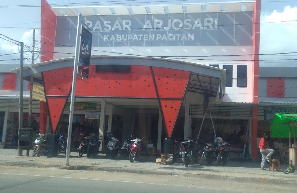 Pasar Arjosari Kabupaten Pacitan. Foto: Siskaperbapo Jatim.