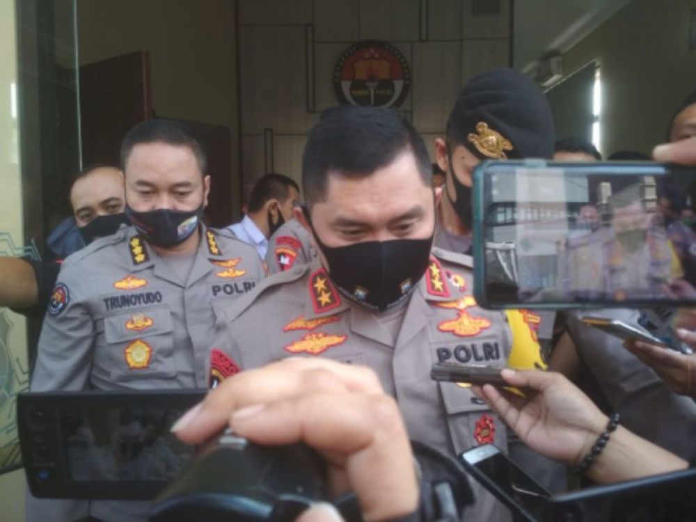 Kapolda Jatim Irjen Pol Muhammad Fadil Imran saat memberikan keterangan terkait new normal Selasa (9/6/2020)