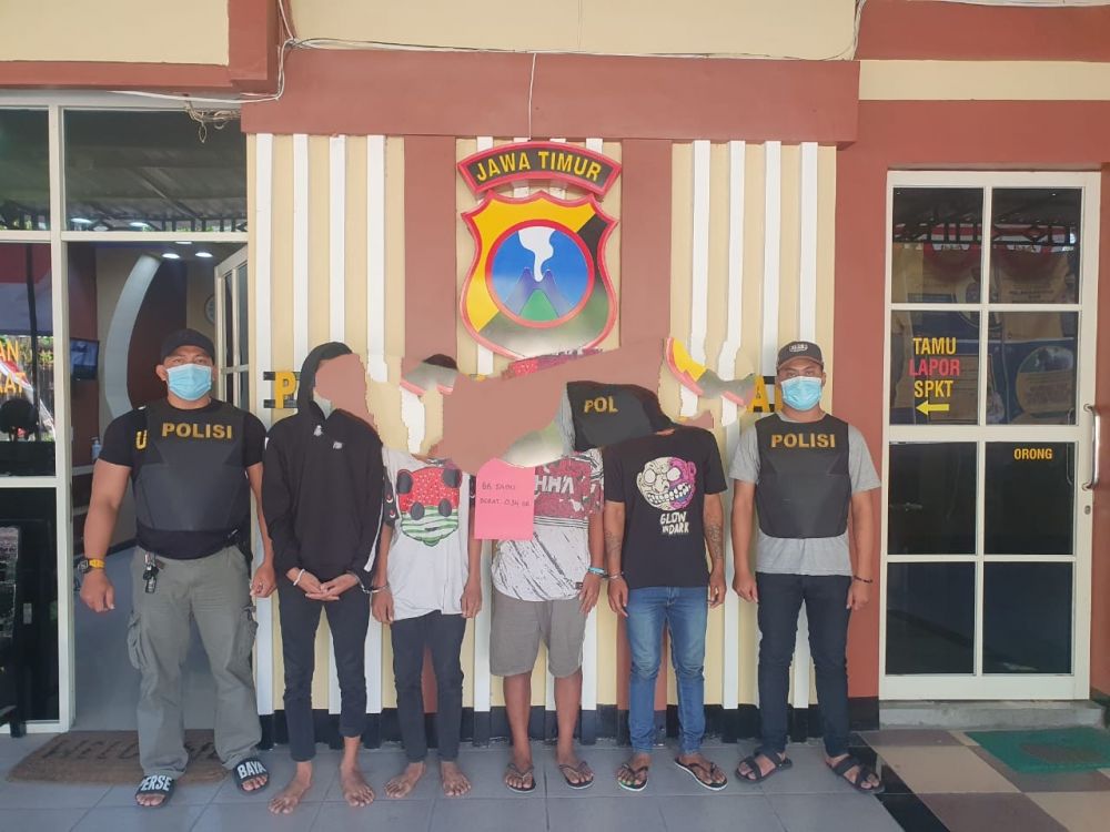 Empat remaja mau pesta sabu sabu diamankan anggota reskrim Polsek Sukomanunggal Minggu (30/8/2020)