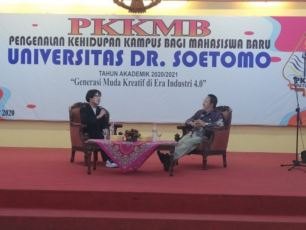 Kegiatan PKKMB Unitomo, dipandu langsung oleh Rektor Unitomo, Dr. Bachrul Amiq, SH, MH dengan mengundang Bro Jabro (alumni Fikom Unitomo)  pada Rabu (23/09/20). SP/Byta Indrawati.