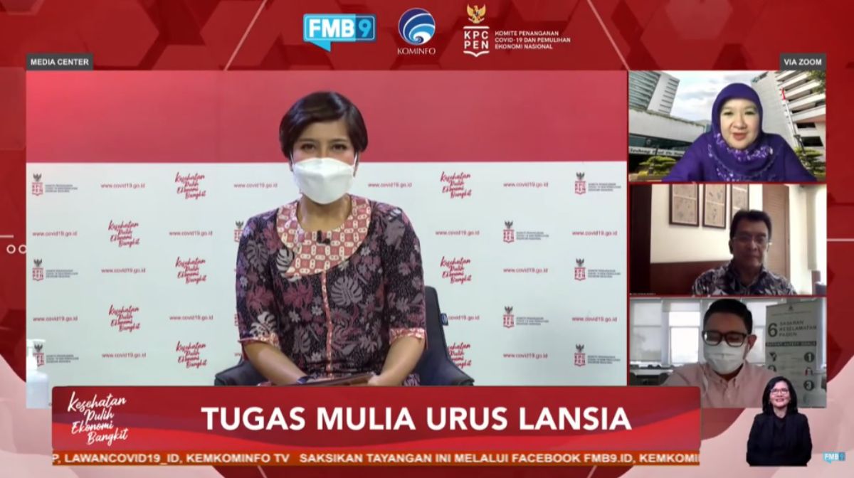 Dialog Publik bertema Tugas Mulia Urus Lansia yang diselenggarakan KPCPEN dan 
ditayangkan di FMB9ID_IKP, Selasa (6/4).