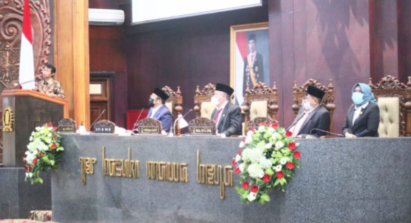 Rakor Pencegahan Korupsi bersama anggota DPRD Jawa Timur dan KPK RI di Surabaya, Jumat (30/4/2021).