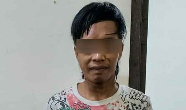 Pelaku jambret saat diamankan.