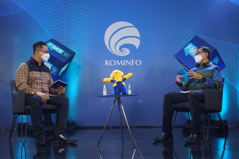 Forum Merdeka Barat 9 (FMB9) yang digelar  secara virtual bertajuk “Mengejar Prestasi di Tengah Pandemi” pada Senin  (28/06/2021).