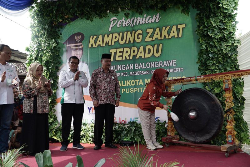 Peresmian program gagasan Kantor Kementerian Agama bekerja sama dengan Baznas Kota Mojokerto dan 11 Lembaga Amil Zakat (LAZ).
