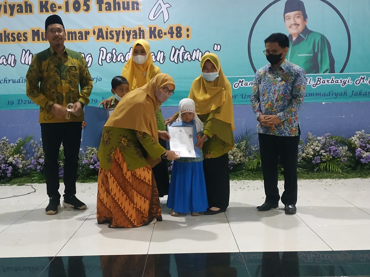 Pimpinan Daerah Aisyiyah (PDA) Sidoarjo menggelar acara puncak Milad Aisyiyah ke-105 yang dipusatkan di Gedung Auditorium Smamda Sidoarjo pada, Minggu (19/6/2022). SP/Sugeng Purnomo
