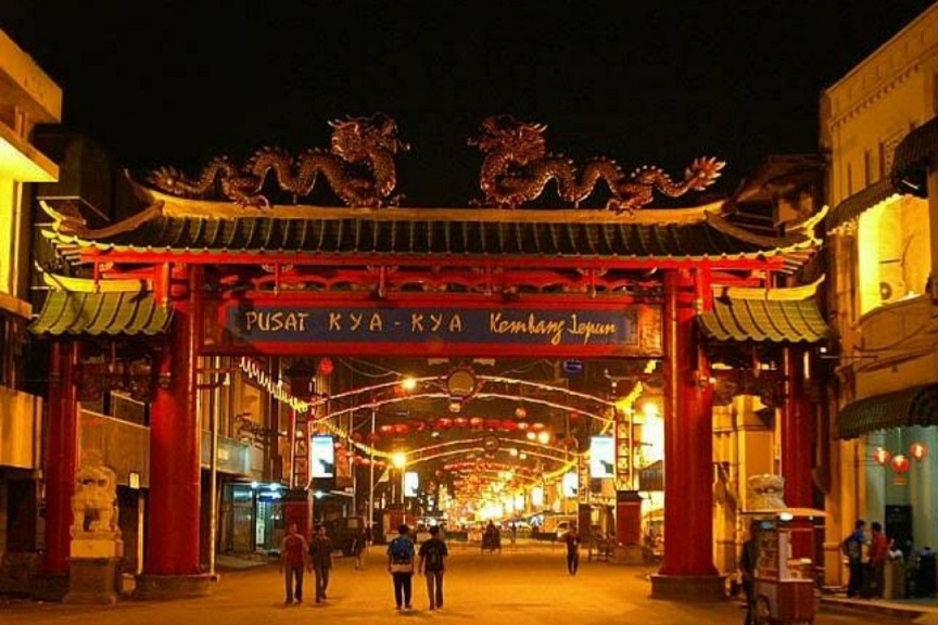 Pecinan Kya-Kya di Jalan Kembang Jepun Surabaya