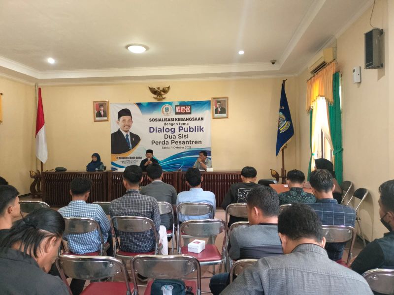 Suasana dialog publik bersama Anggota DPRD Provinsi Jawa Timur Muhammad Nasih Aschal