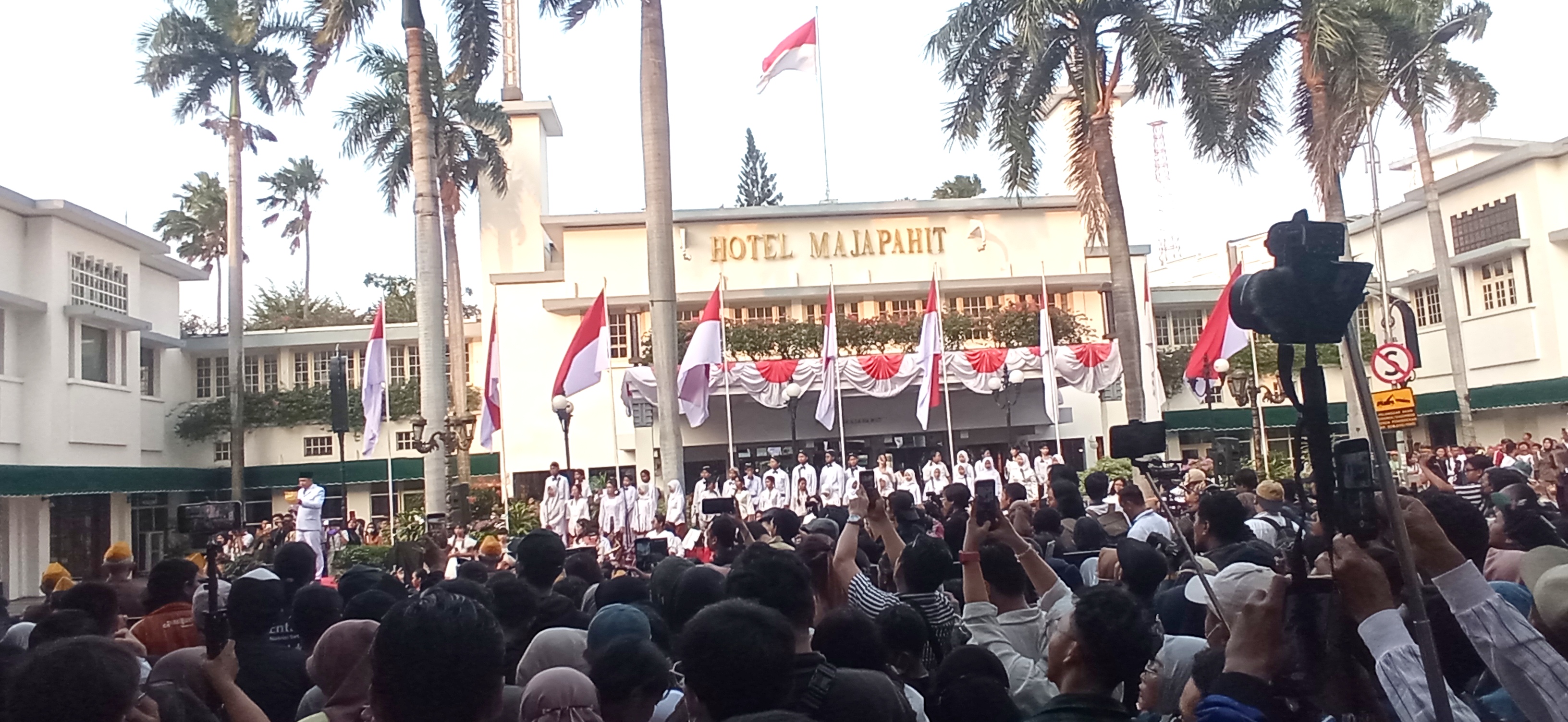  Suasana peristiwa Perobekan Bendera di Hotel Majapahit yang dulunya bernama Hotel Yamato. SP/Aini