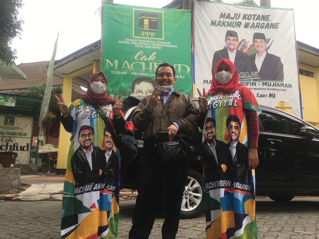 Ketua DPC PPP Kota Surabaya Buchori Imron yakin Machfud Arifin-Mujiaman mampu menjaring suara dari swing voters .SP/Alqomaruddin.