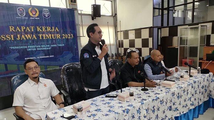 Ketua Pengprov POSSI Jatim, Mierza Muttaqien saat rapat kerja POSSI Jatim. Foto: POSSI Jatim.