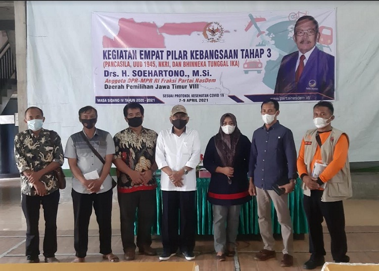 Anggota DPR RI fraksi Nasdem H. Soehartono melaksanakan sosialisasi 4 pilar. SP/ AAN