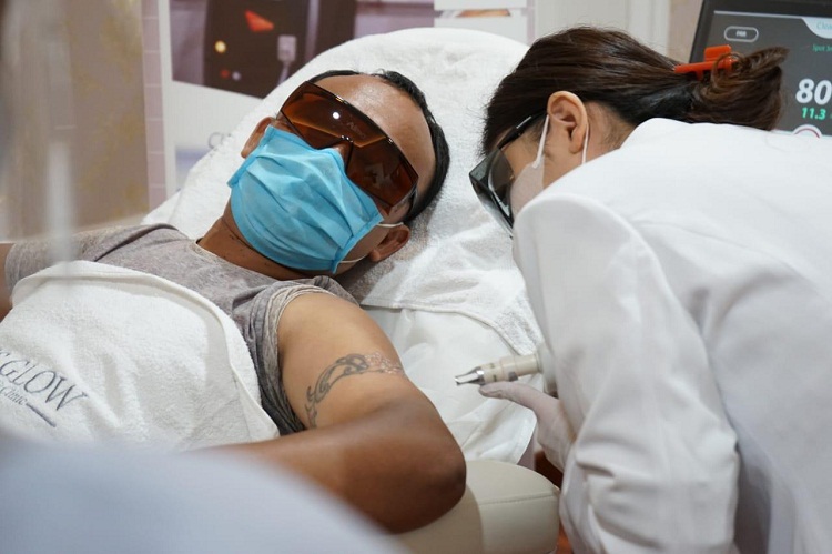 MS Glow Aesthetic Clinic bersama J99 Foundation dari J99Corp telah menggelar kegiatan Hapus Tato gratis. SP/ Arlana