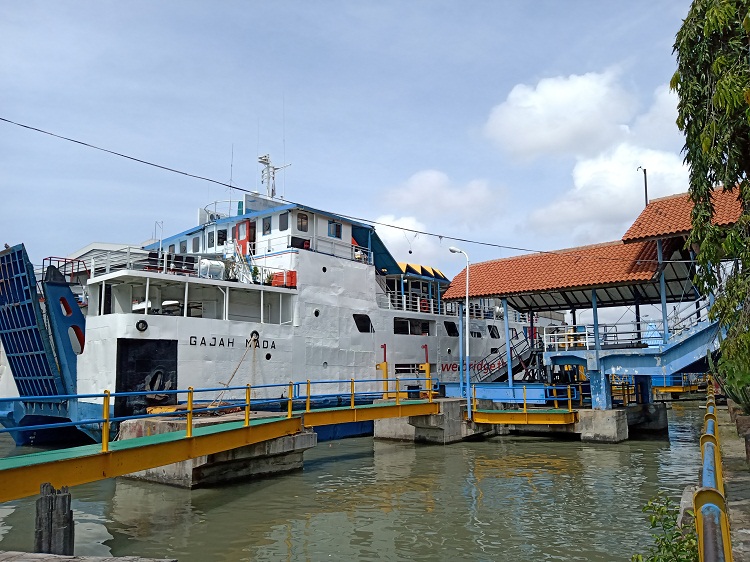 Kapal ferry di pelabuhan ujung dan Kamal akan layani penumpang selama larangan mudik 12 hari berlangsung. SP/ Sem