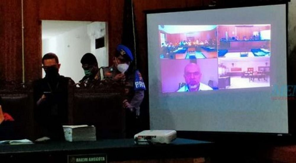 Suasana sidang Bos MeMiles di Pengadilan Negeri Surabaya beberapa waktu lalu. SP/Budi