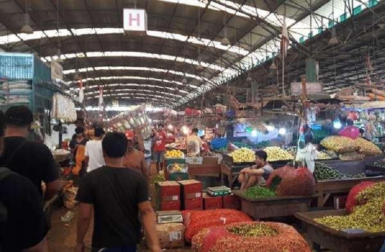 Aktivitas di Pasar Kramat Jati, Jakarta. SP/ JKT